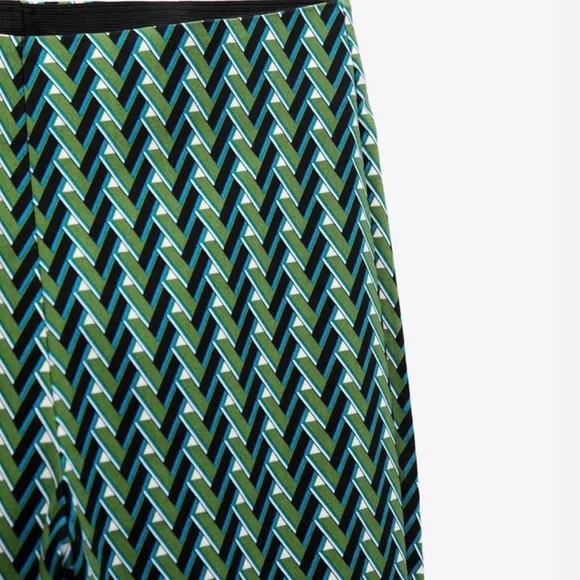 Zara Green Geometric print Boot Cut Flare elastic pants - Picture 5 of 7